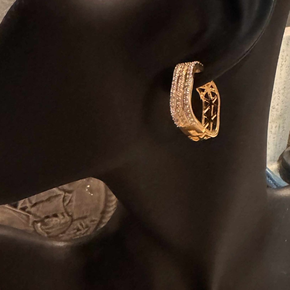 Gold plated Elegant Gold and Silver Hoop Earrings with rhinestones